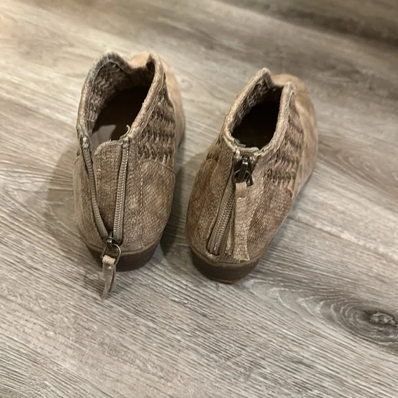 Not Rated women booties size 8.5 - Picture 4 of 9